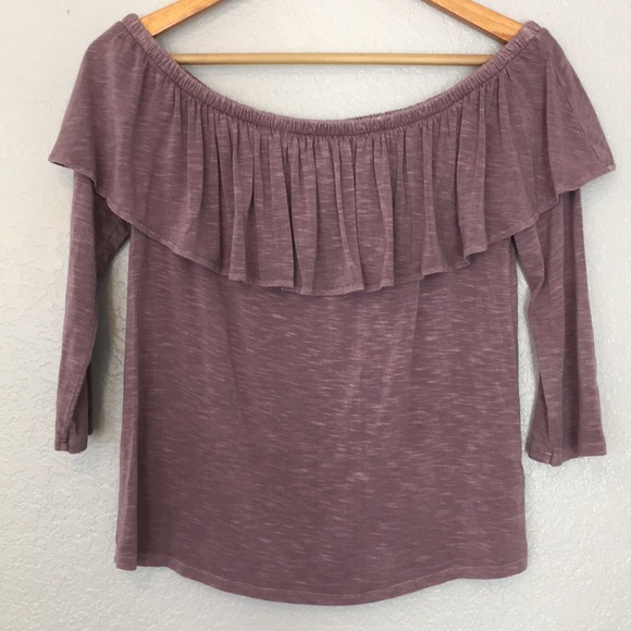 American Eagle Outfitters Tops - AEO light purple off the shoulder 3/4 sleeve top M